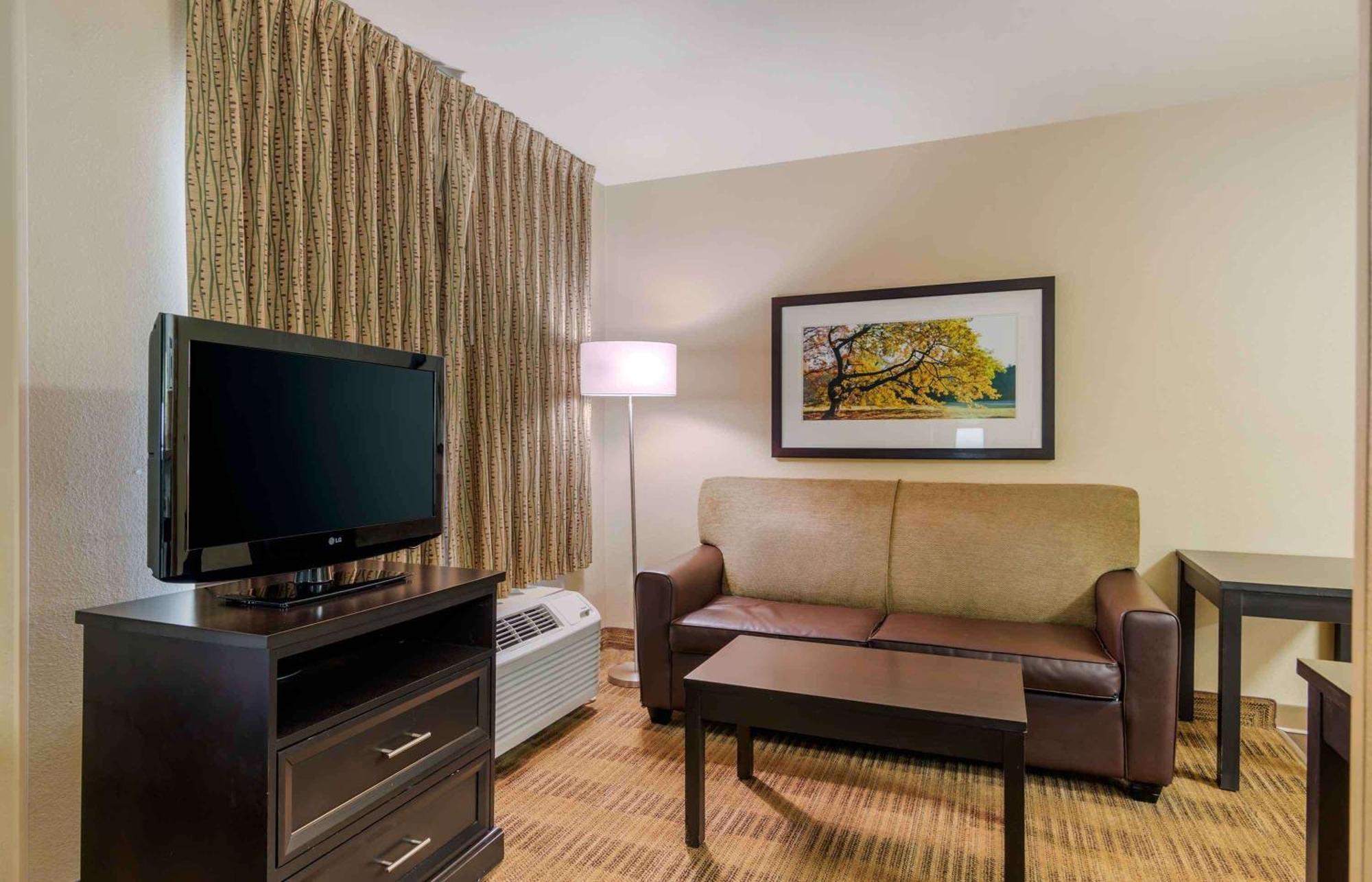 Extended Stay America Select Suites - Atlanta - Buckhead Chamblee Exterior photo